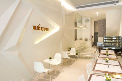 Cafe reuni